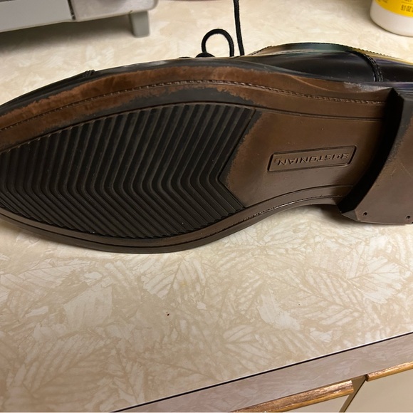 Dress shoes - Picture 2 of 5